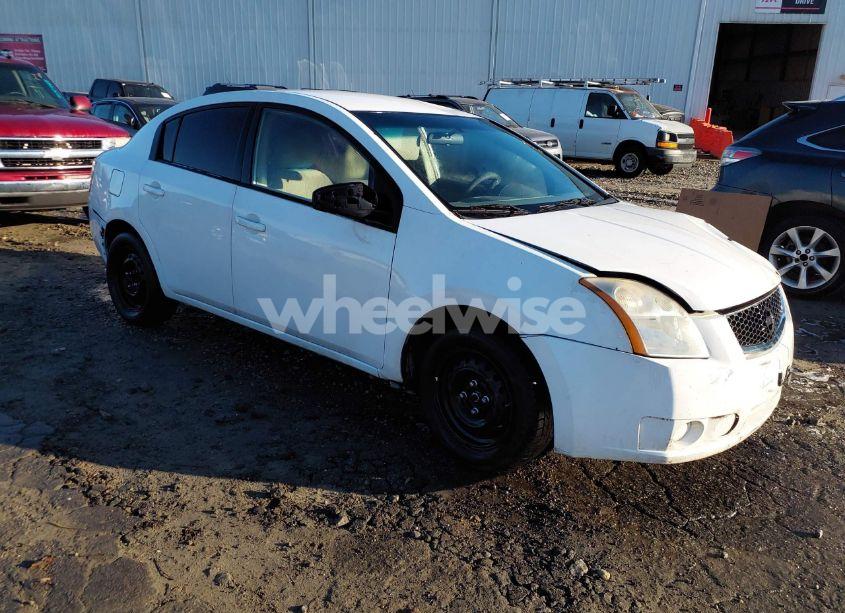 2008 Nissan Sentra 2.0 (VIN 3N1AB61E68L699390) main photo