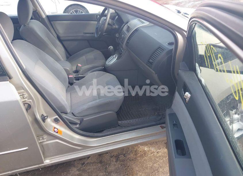 Photo 5 of 2009 Nissan Sentra 2.0S (VIN 3N1AB61E99L622112)