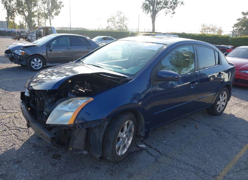 Photo 2 of 2007 Nissan Sentra 2.0S (VIN 3N1AB61EX7L647162)
