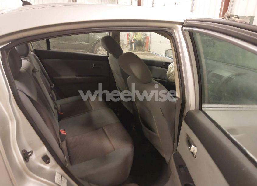 Photo 8 of 2008 Nissan Sentra 2.0S (VIN 3N1AB61EX8L673827)