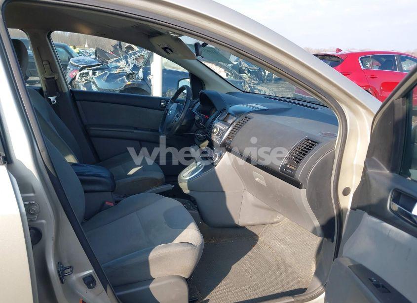 Photo 5 of 2009 Nissan Sentra 2.0S (VIN 3N1AB61EX9L685610)