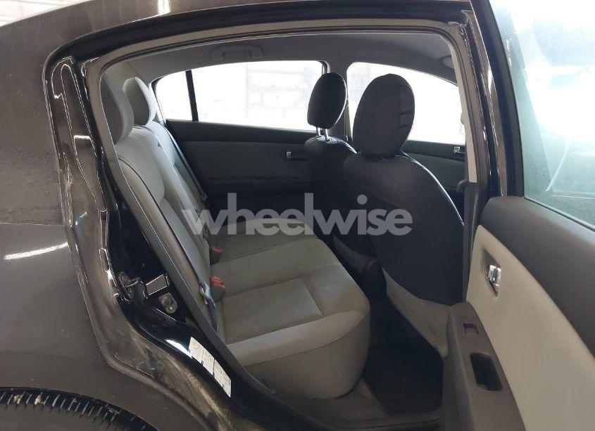 Photo 8 of 2010 Nissan Sentra 2.0S (VIN 3N1AB6AP0AL616821)