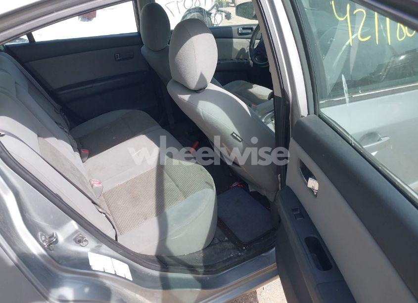 Photo 8 of 2010 Nissan Sentra 2.0S (VIN 3N1AB6AP0AL651892)