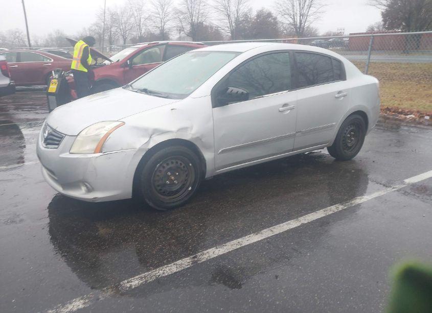 Photo 2 of 2010 Nissan Sentra 2.0S (VIN 3N1AB6AP0AL692930)