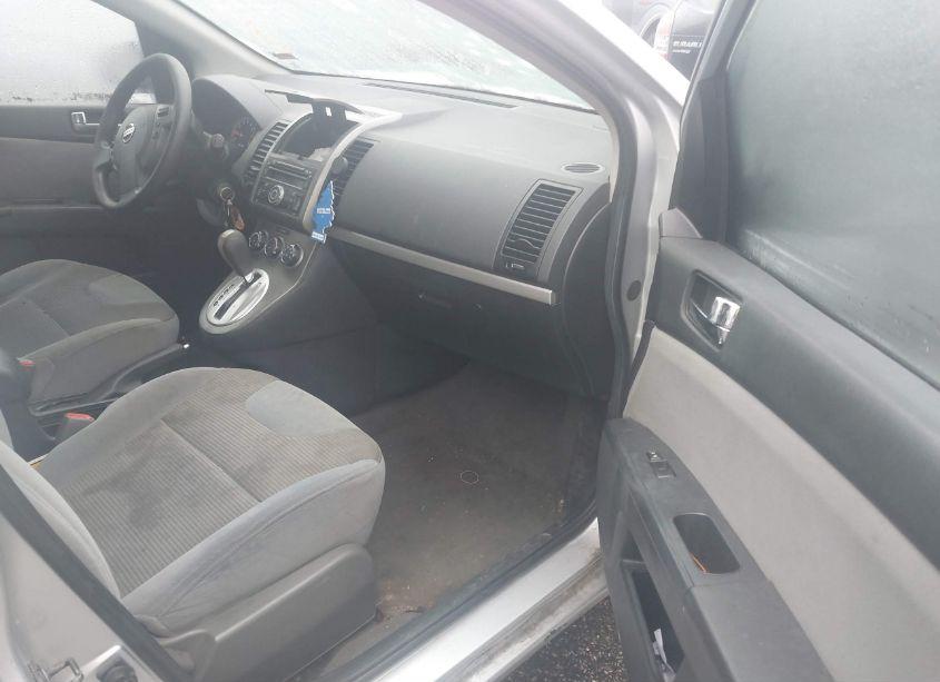 Photo 5 of 2010 Nissan Sentra 2.0S (VIN 3N1AB6AP0AL692930)