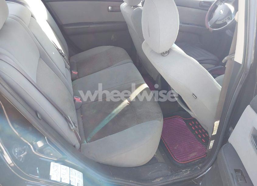 Photo 8 of 2011 Nissan Sentra 2.0S (VIN 3N1AB6AP0BL628517)