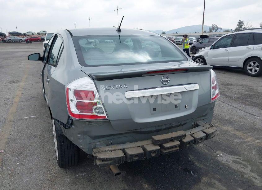 Photo 6 of 2011 Nissan Sentra 2.0S (VIN 3N1AB6AP0BL630025)