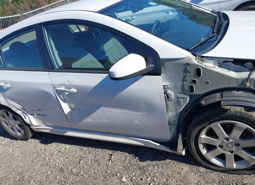 Photo 13 of 2011 Nissan Sentra 2.0SR (VIN 3N1AB6AP0BL632096)