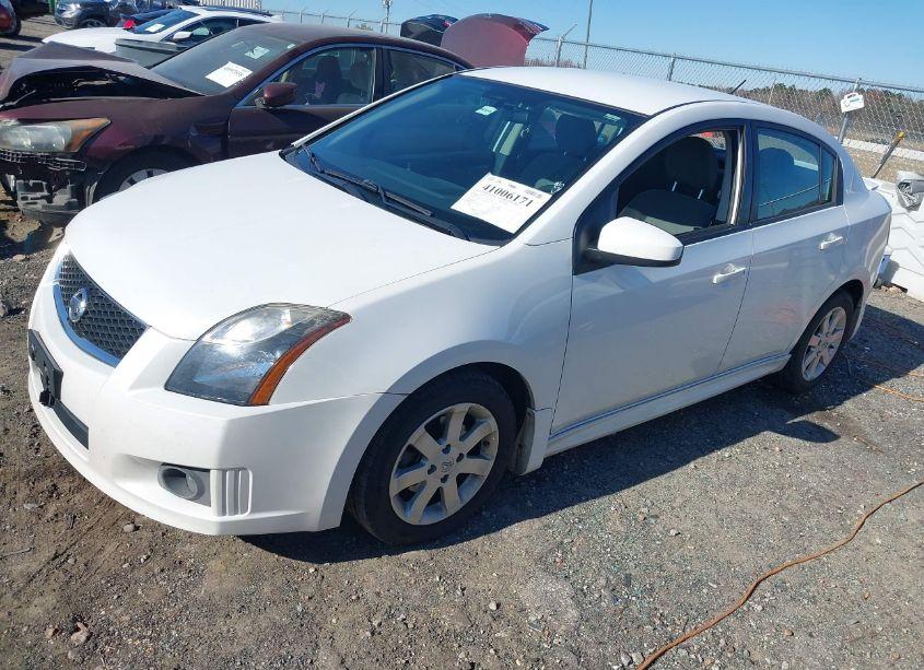 Photo 2 of 2011 Nissan Sentra 2.0SR (VIN 3N1AB6AP0BL632096)