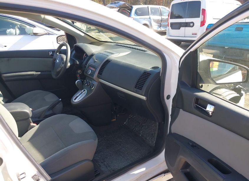 Photo 5 of 2011 Nissan Sentra 2.0SR (VIN 3N1AB6AP0BL632096)