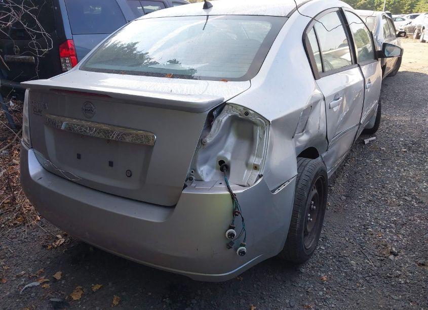 Photo 13 of 2011 Nissan Sentra 2.0S (VIN 3N1AB6AP0BL652042)