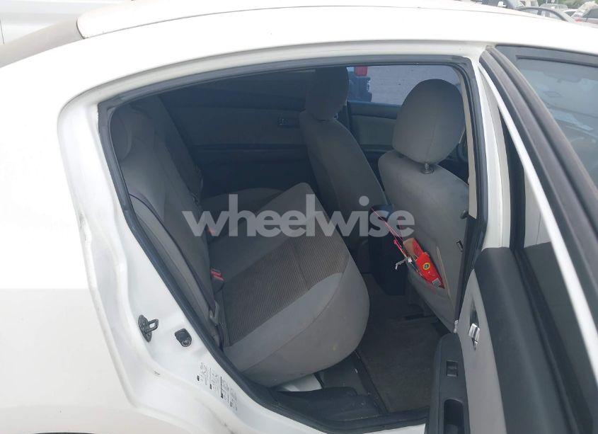 Photo 8 of 2011 Nissan Sentra 2.0S (VIN 3N1AB6AP0BL664806)