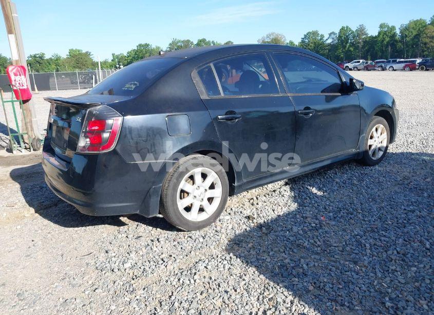 Photo 4 of 2011 Nissan Sentra 2.0SR (VIN 3N1AB6AP0BL671965)