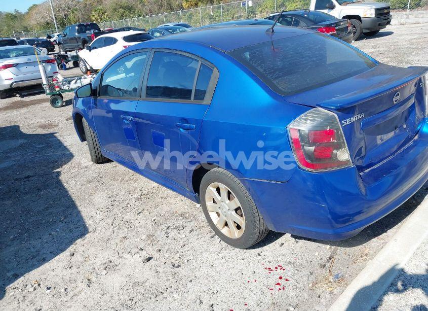 Photo 3 of 2011 Nissan Sentra 2.0SR (VIN 3N1AB6AP0BL679421)