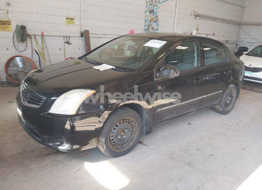 Photo 2 of 2011 Nissan Sentra 2.0S (VIN 3N1AB6AP0BL686319)