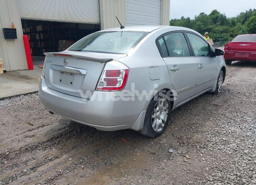 Photo 4 of 2011 Nissan Sentra 2.0S (VIN 3N1AB6AP0BL699569)