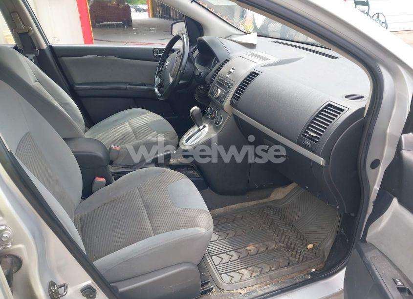 Photo 5 of 2011 Nissan Sentra 2.0S (VIN 3N1AB6AP0BL699569)