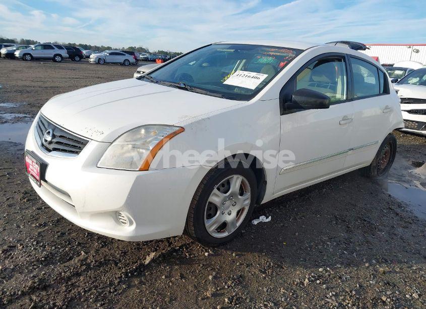 Photo 2 of 2011 Nissan Sentra 2.0S (VIN 3N1AB6AP0BL715995)