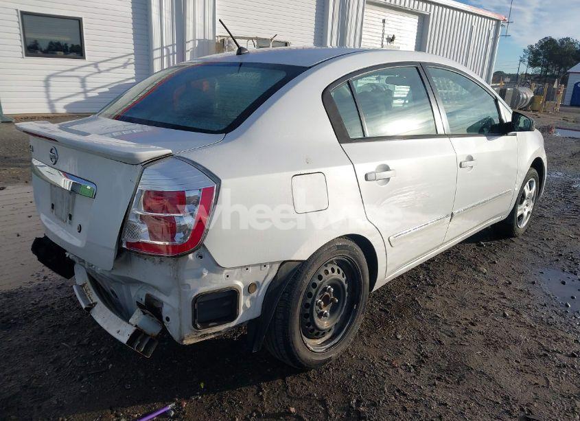 Photo 4 of 2011 Nissan Sentra 2.0S (VIN 3N1AB6AP0BL715995)