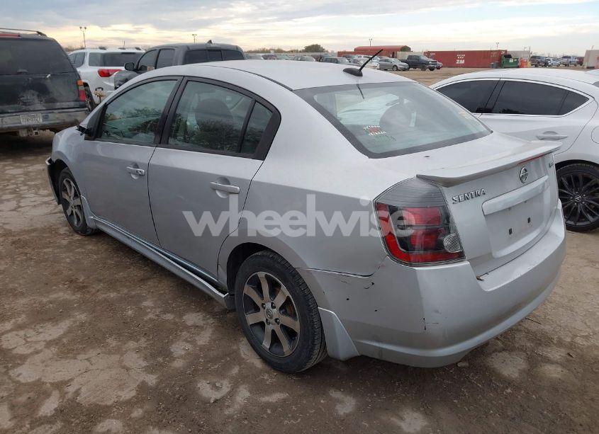 Photo 3 of 2011 Nissan Sentra 2.0SR (VIN 3N1AB6AP0BL719335)