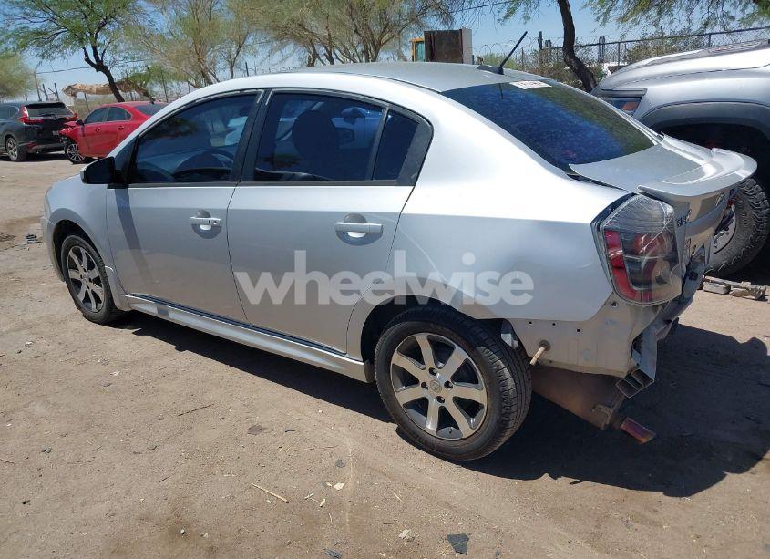 Photo 3 of 2011 Nissan Sentra 2.0SR (VIN 3N1AB6AP0BL726625)