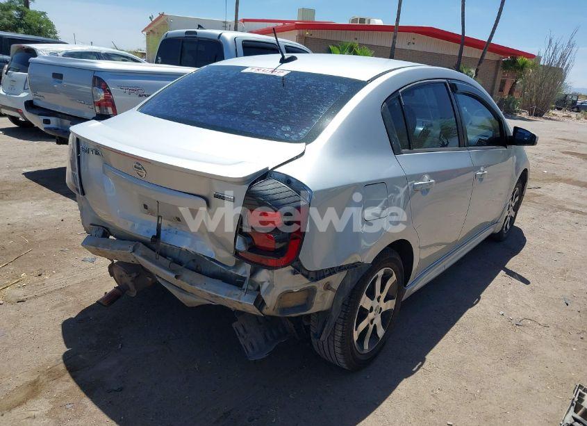 Photo 4 of 2011 Nissan Sentra 2.0SR (VIN 3N1AB6AP0BL726625)