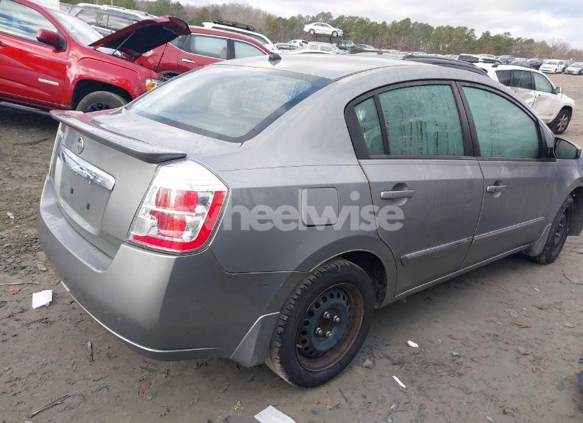 Photo 4 of 2011 Nissan Sentra 2.0S (VIN 3N1AB6AP0BL728441)