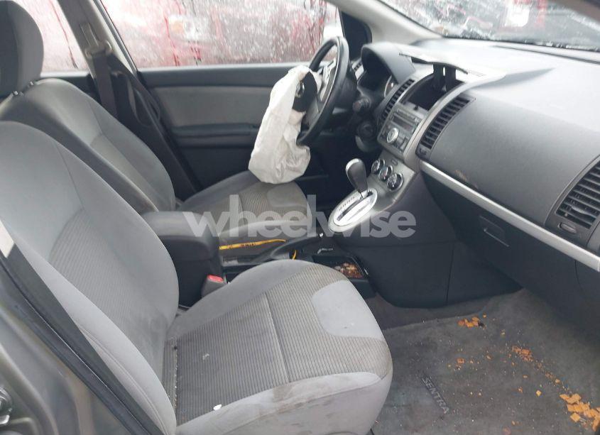 Photo 5 of 2011 Nissan Sentra 2.0S (VIN 3N1AB6AP0BL728441)