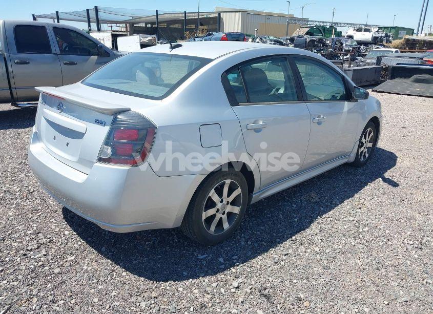 Photo 4 of 2012 Nissan Sentra 2.0 SR (VIN 3N1AB6AP0CL636943)