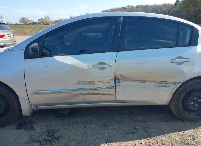 Photo 6 of 2012 Nissan Sentra 2.0 S (VIN 3N1AB6AP0CL692090)