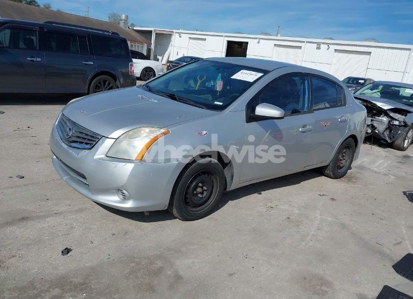 Photo 2 of 2012 Nissan Sentra 2.0 (VIN 3N1AB6AP0CL781688)