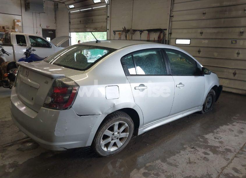 Photo 4 of 2010 Nissan Sentra 2.0SR (VIN 3N1AB6AP1AL699563)