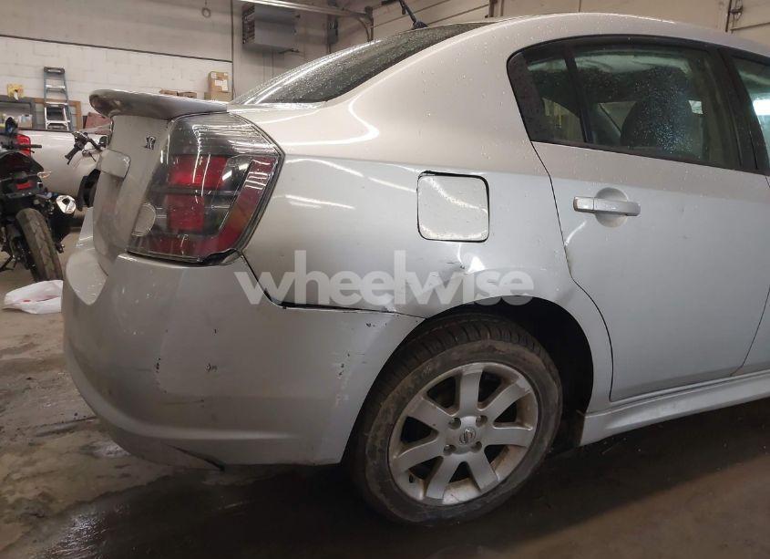 Photo 6 of 2010 Nissan Sentra 2.0SR (VIN 3N1AB6AP1AL699563)