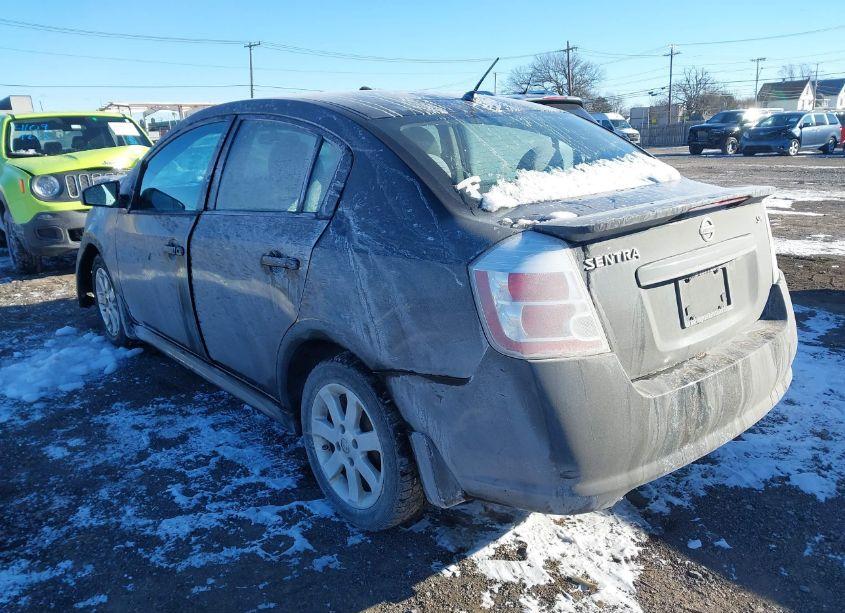 Photo 3 of 2010 Nissan Sentra 2.0SR (VIN 3N1AB6AP1AL718015)