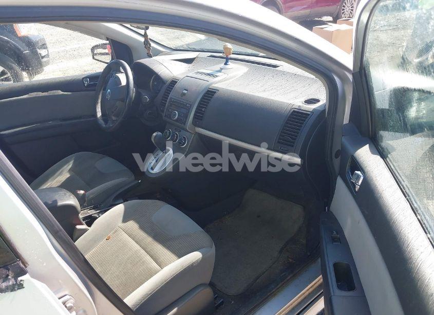 Photo 5 of 2010 Nissan Sentra 2.0SR (VIN 3N1AB6AP1AL725076)