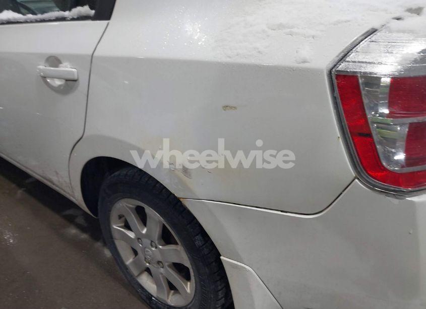 Photo 6 of 2011 Nissan Sentra 2.0 (VIN 3N1AB6AP1BL634021)