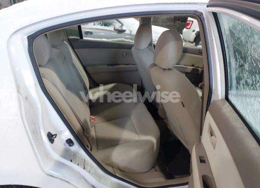 Photo 8 of 2011 Nissan Sentra 2.0 (VIN 3N1AB6AP1BL634021)