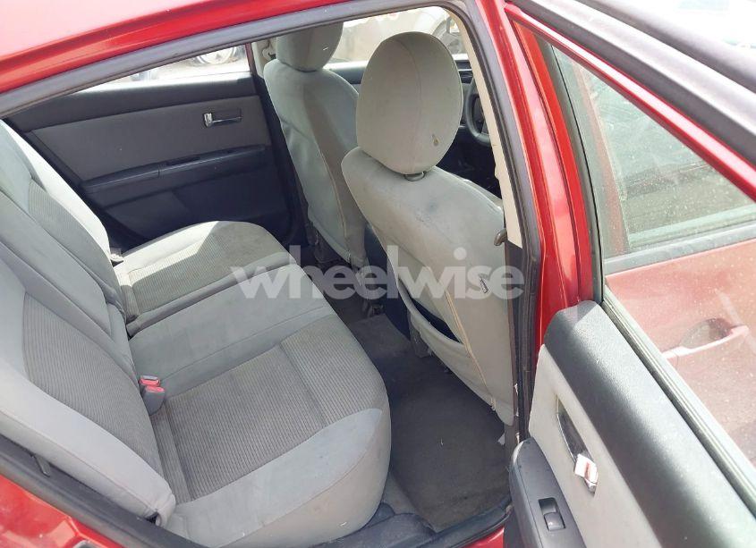 Photo 8 of 2011 Nissan Sentra 2.0SR (VIN 3N1AB6AP1BL665656)