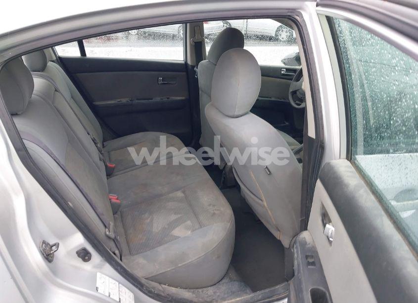 Photo 8 of 2011 Nissan Sentra 2.0SR (VIN 3N1AB6AP1BL715696)