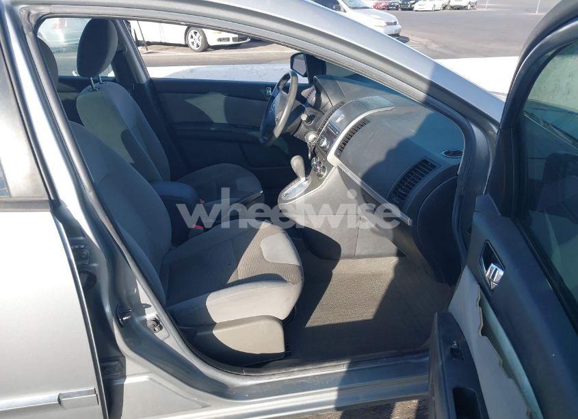 Photo 5 of 2011 Nissan Sentra 2.0S (VIN 3N1AB6AP1BL718128)