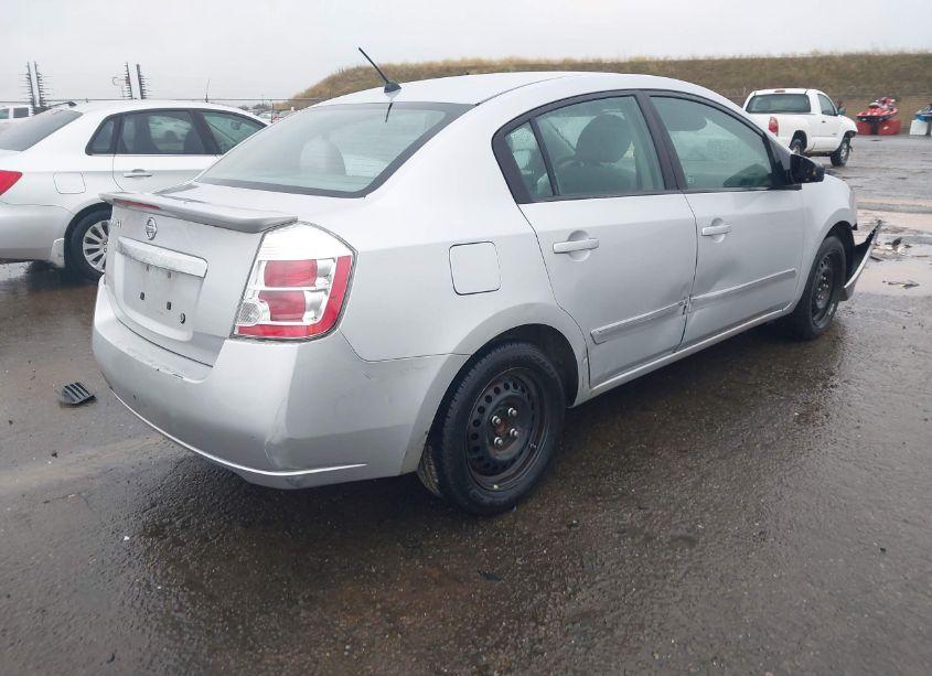 Photo 4 of 2011 Nissan Sentra 2.0S (VIN 3N1AB6AP1BL727167)