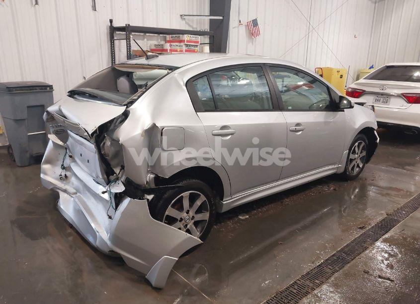 Photo 4 of 2012 Nissan Sentra 2.0 SR (VIN 3N1AB6AP1CL621898)