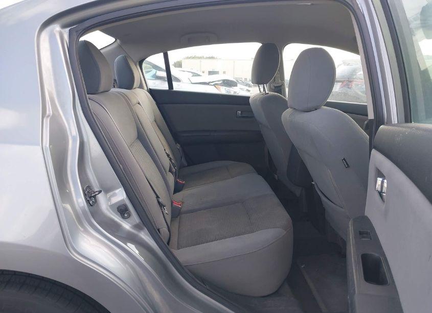 Photo 8 of 2012 Nissan Sentra 2.0 S (VIN 3N1AB6AP1CL632125)