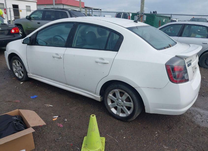 Photo 3 of 2012 Nissan Sentra 2.0 SR (VIN 3N1AB6AP1CL637972)