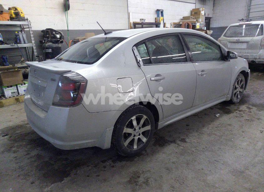 Photo 4 of 2012 Nissan Sentra 2.0 SR (VIN 3N1AB6AP1CL668946)