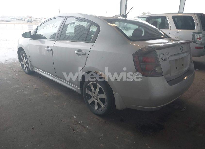 Photo 3 of 2012 Nissan Sentra 2.0 SR (VIN 3N1AB6AP1CL677498)