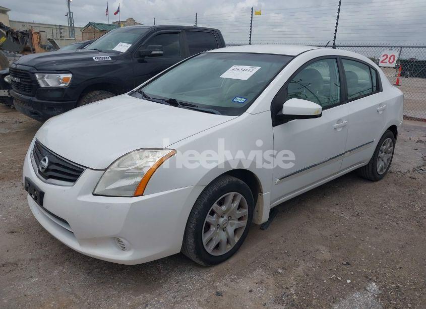 Photo 2 of 2012 Nissan Sentra 2.0 S (VIN 3N1AB6AP1CL678585)