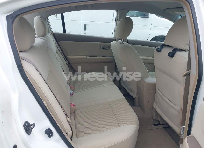 Photo 8 of 2012 Nissan Sentra 2.0 S (VIN 3N1AB6AP1CL678585)