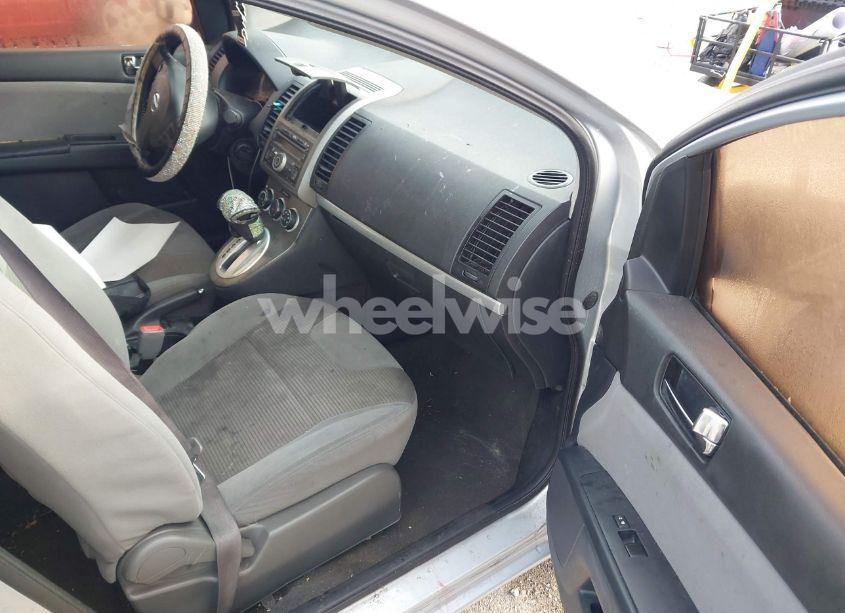 Photo 5 of 2012 Nissan Sentra 2.0 S (VIN 3N1AB6AP1CL755634)