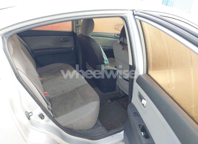 Photo 8 of 2012 Nissan Sentra 2.0 S (VIN 3N1AB6AP1CL755634)